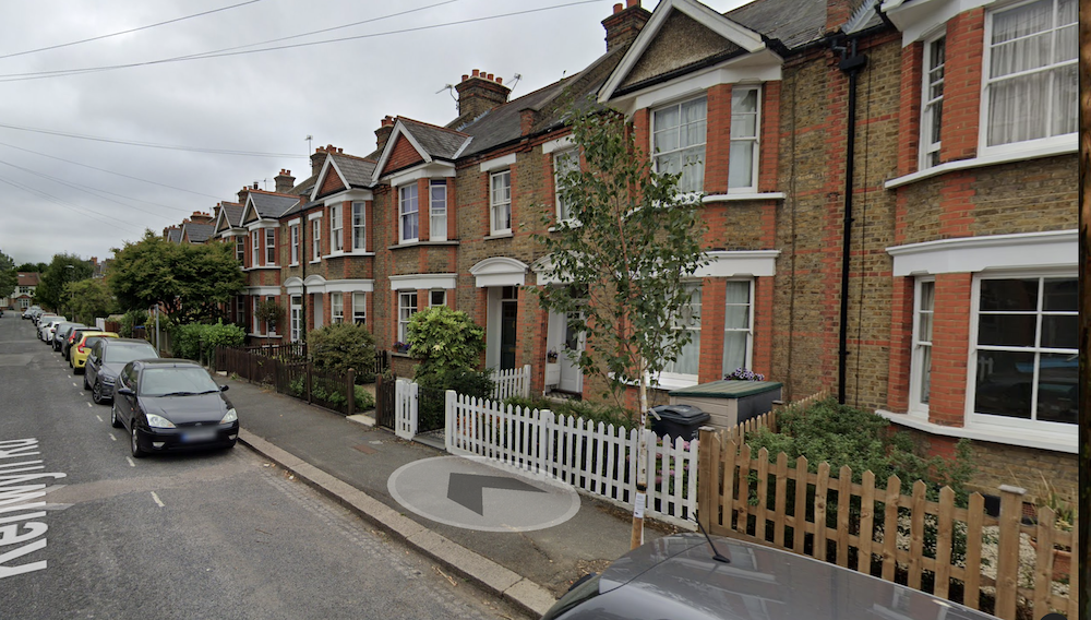 Raynes Park, London SW20 Ground Rent Sale